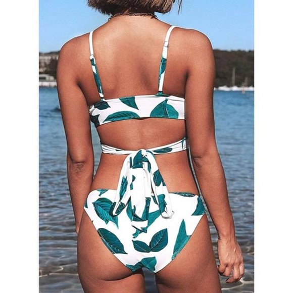 Cupshe White and Green Fresh Leaves Printing Cross Bikini size S - Picture 3 of 8